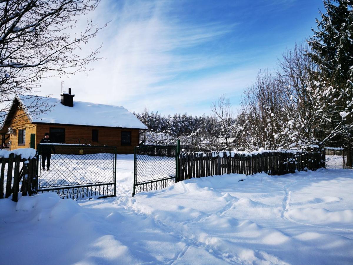 Villa Stawiska Nad Tanwia Jedrzejowka Exterior foto