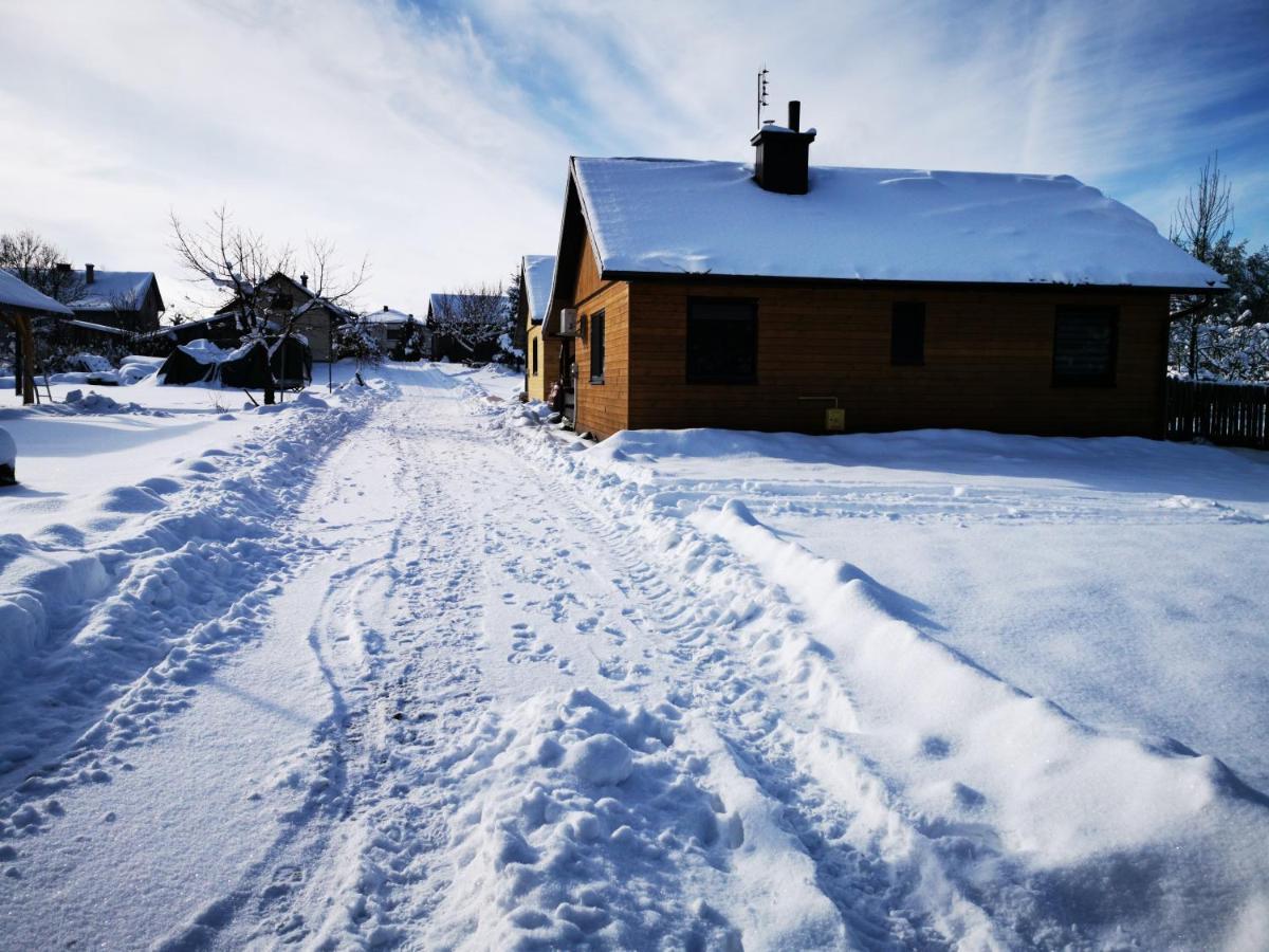 Villa Stawiska Nad Tanwia Jedrzejowka Exterior foto